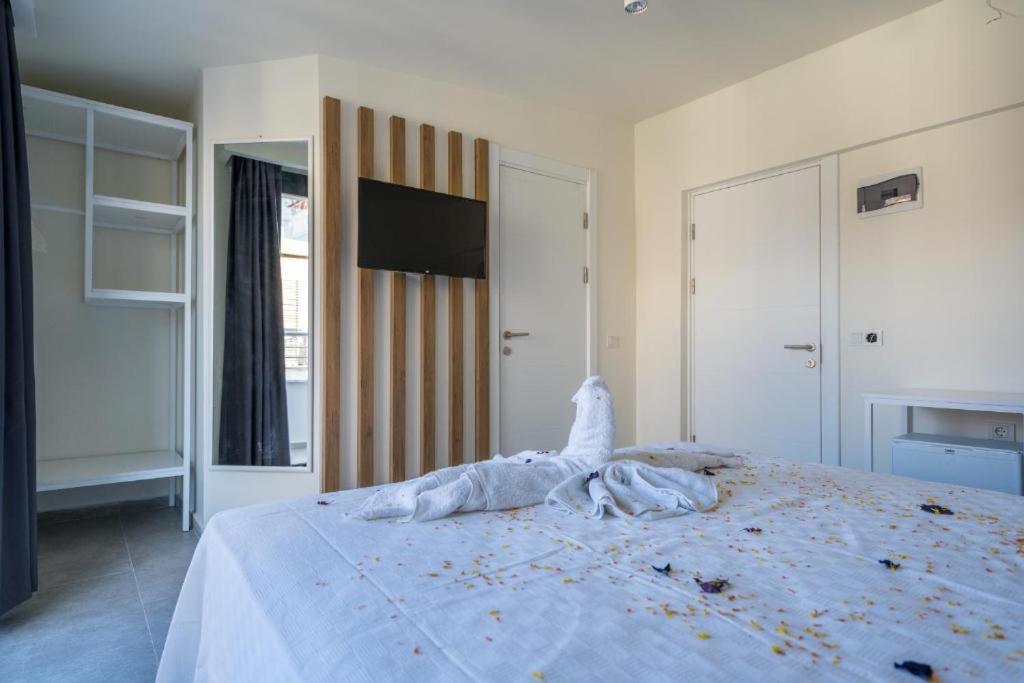 Yuvam Prime Beach Hotel Мармарис Экстерьер фото